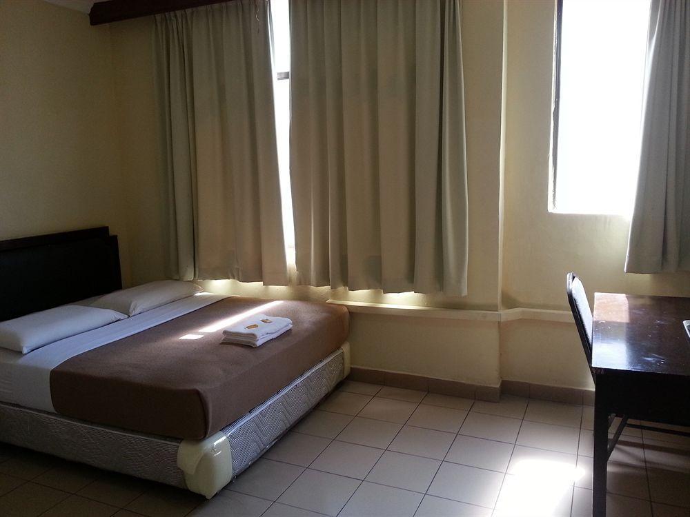 Hotel Iskandar Kota Kinabalu Eksteriør billede