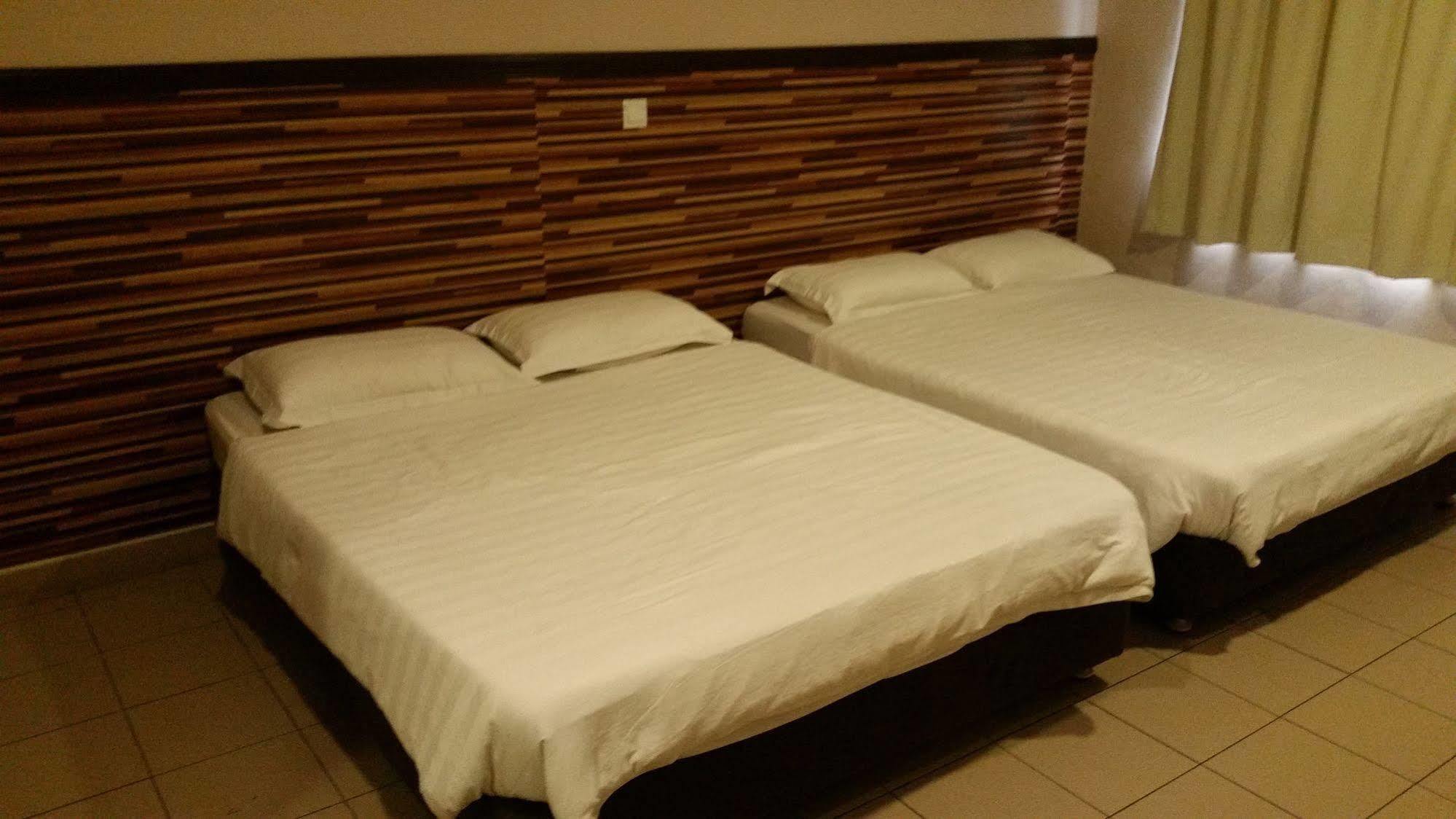 Hotel Iskandar Kota Kinabalu Eksteriør billede
